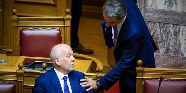 Υποκλοπές: Η τελευταία πράξη της συγκάλυψης