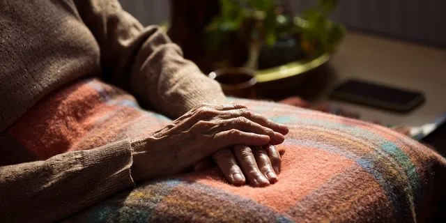 Αμπελόκηποι: Ένοχη η ιδιοκτήτρια του παράτυπου γηροκομείου