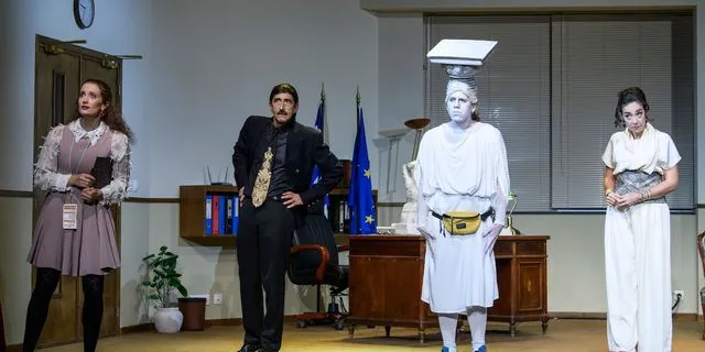 5 λόγοι για να μην χάσετε την Καρυάτιδα! στο μεγάλο καλοκαιρινό της ταξίδι