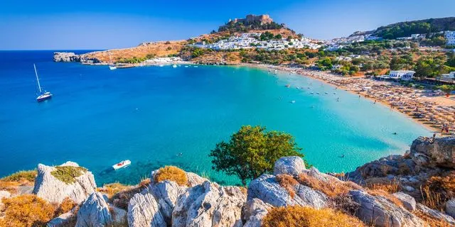 Ρόδος: 9 εμπειρίες που θα κάνουν τις διακοπές σας αξέχαστες