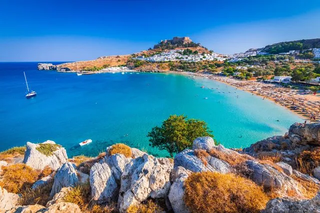 Ρόδος: 9 εμπειρίες που θα κάνουν τις διακοπές σας αξέχαστες
