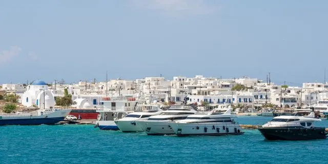 Αντίπαρος: Διακοπές για γαλήνη με κοσμοπολίτικη αύρα
