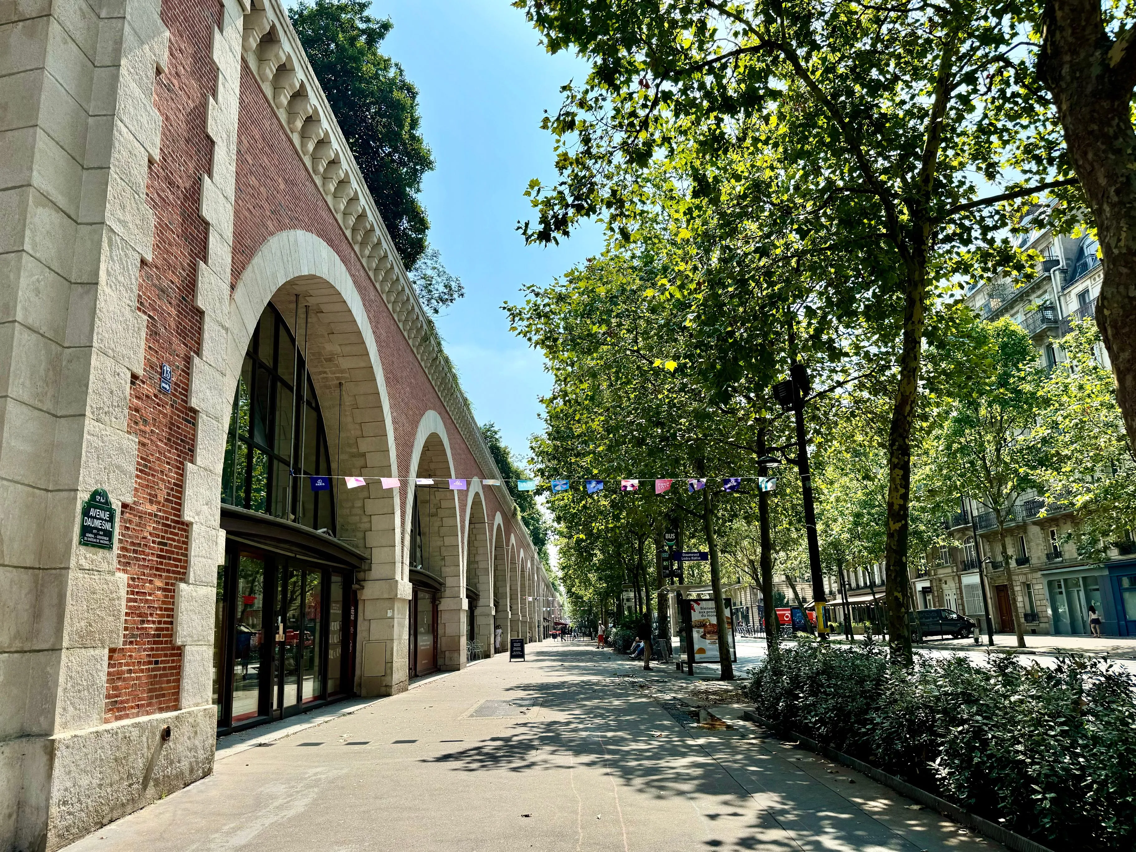 H Viaduc des Arts