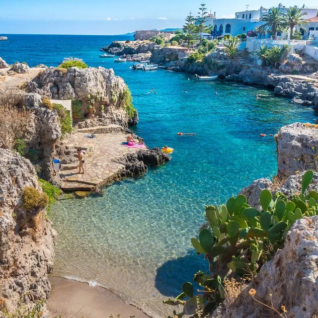 Άνοιξαν οι αιτήσεις για το “Chios Pass” και το “Kythira Pass” – Τα βήματα