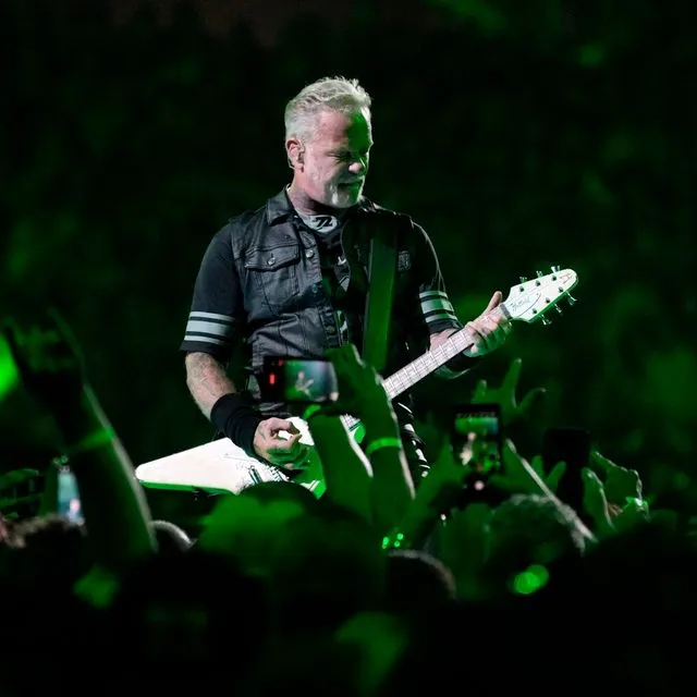 Έφτασε στην Αθήνα ο James Hetfield για τη συναυλία των Metallica