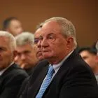 Καραμανλής: Να μας προβληματίσει η πολιτική των “ήρεμων νερών”