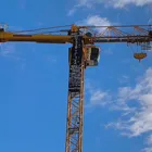 Κατάληψη γερανού στην Αλεξάνδρας από ακτιβιστές