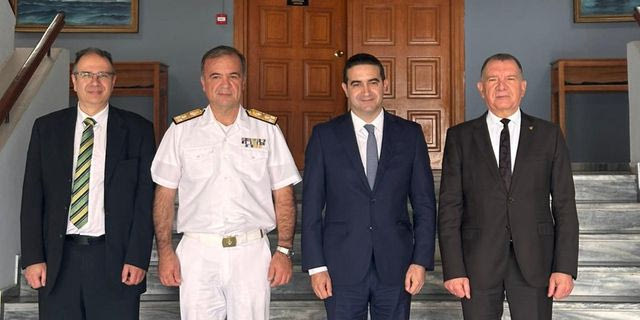 Κατρίνης από το Αρχηγείο Στόλου: “Η Ελλάδα δεν εκφοβίζεται, δεν κάνει εκπτώσεις στα κυριαρχικά της δικαιώματα”