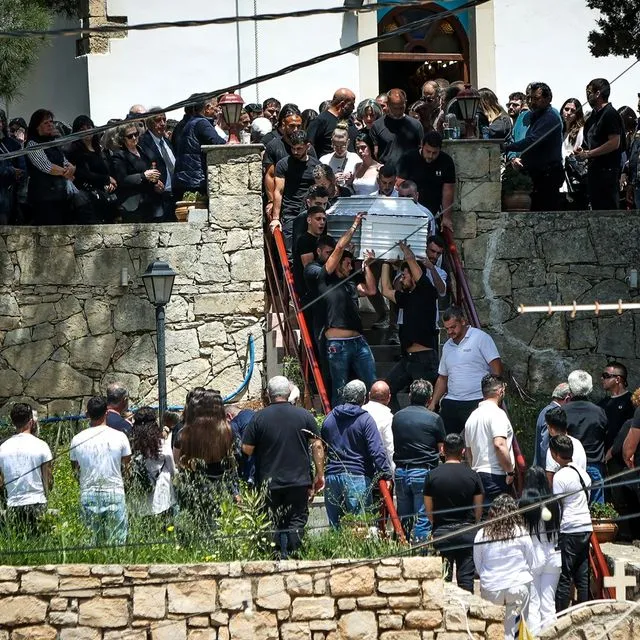 Κρήτη: Οργή στην κηδεία του 20χρονου – “Ήρθατε τώρα που τον σκότωσαν”