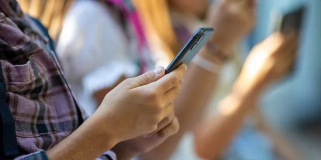 Youth Pass 2026: Τέλος χρόνου για τις αιτήσεις – Η διαδικασία για τα 150 ευρώ
