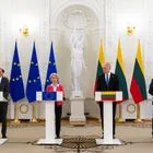 Φον ντερ Λάιεν: “Σκόπιμη στρατηγική της Ρωσίας” οι αεροπορικές απειλές από drones