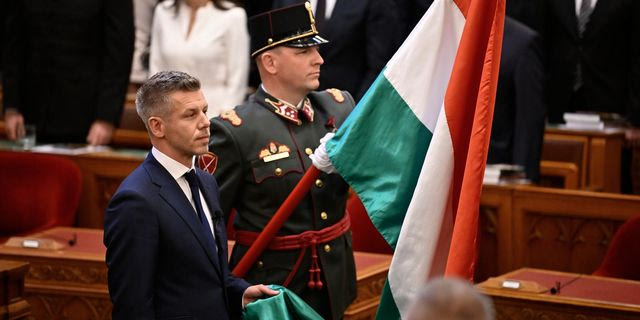 Ουγγαρία: Ο Πέτερ Μάγιαρ ορκίστηκε πρωθυπουργός