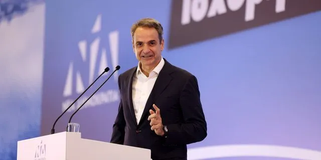 Οι δεξιές άμυνες Μητσοτάκη και η επίθεση σε Τσίπρα
