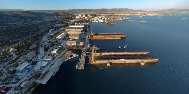 Συμφωνία Ελλάδας, ΗΠΑ και Νότιας Κορέας για επενδύσεις 1,35 δισ. στην Ελευσίνα