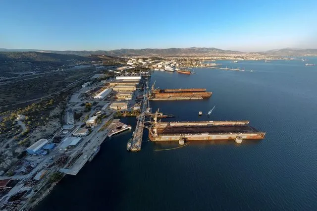 Συμφωνία Ελλάδας, ΗΠΑ και Νότιας Κορέας για επενδύσεις 1,35 δισ. στην Ελευσίνα
