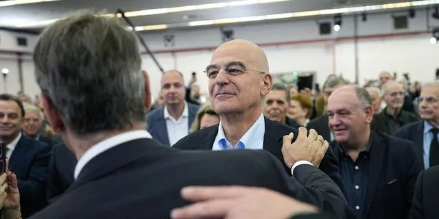 Δελφίνια και μαρίδες