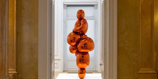Cycladic Late Night: Έκθεση Jeff Koons – «Αφροδίτη» του Lespugue και Live Music Performances