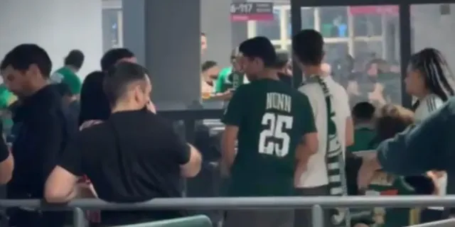 Χρήση δακρυγόνων εκτός ΟΑΚΑ, δυσφορία για οπαδούς του Παναθηναϊκού