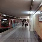 Ομόνοια: Άνδρας έπεσε στις ράγες – Εκτός λειτουργίας ο ηλεκτρικός