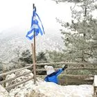 Μάιος με άρωμα… Δεκέμβρη: Στα λευκά η Πάρνηθα με 10 πόντους χιόνι