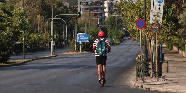 Επείγουσα παρέμβαση παιδιάτρων για τα ατυχήματα µε ηλεκτρικά πατίνια