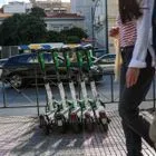 Οι νέοι κανόνες για τα πατίνια στην Αθήνα