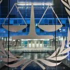 Εισαγγελέας ζητά μπλόκο στις αμερικανικές κυρώσεις κατά μελών του ΔΠΔ