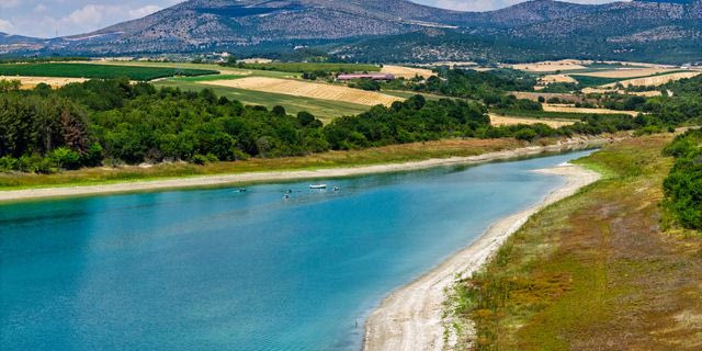 Κοζάνη: Νεκρός άνδρας μέσα σε όχημα στην λίμνη Πολυφύτου