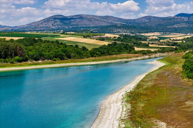 Κοζάνη: Νεκρός άνδρας μέσα σε όχημα στην λίμνη Πολυφύτου