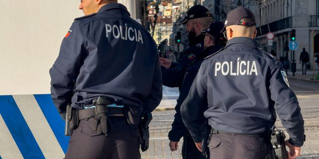 Πορτογαλία: Στη φυλακή η μητέρα που εγκατέλειψε τα δύο παιδιά της στον δρόμο