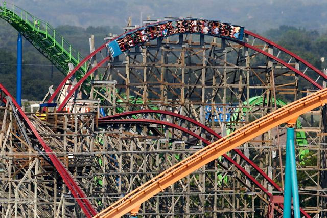 Roller Coaster (φωτογραφία αρχείου)
