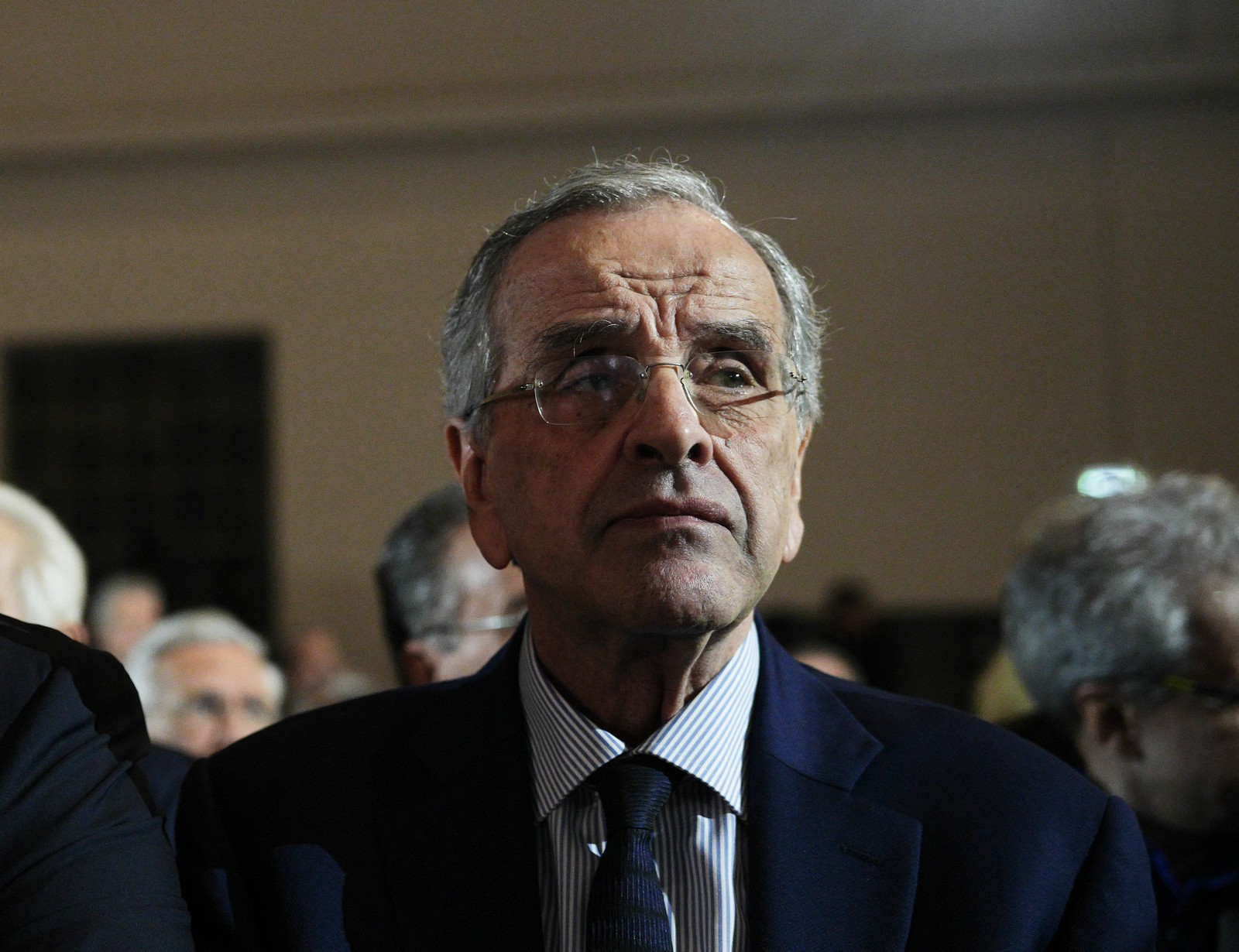 Αντώνης Σαμαράς για θάνατο πυροσβεστών: “Να μας βάλει σε σκέψεις για τη βελτίωση των ελέγχων ασφαλείας”