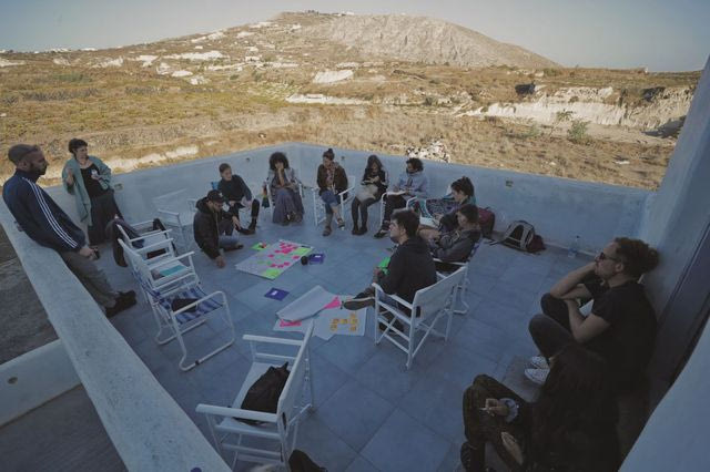 Santorini Blue Loop Living Lab: Ένα νησί γίνεται “ζωντανό εργαστήριο” βιώσιμης μετάβασης
