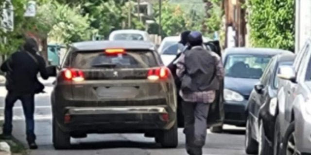 Ληστεία στην Κάτω Τιθορέα: Βρέθηκε άθικτο το αυτοκίνητο διαφυγής των δραστών