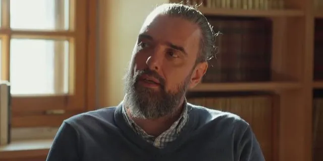 Σωτήρης Τσαφούλιας: “Ο πατέρας μου πέρασε από δίπλα μου και έφυγε, δεν με γνώρισε”