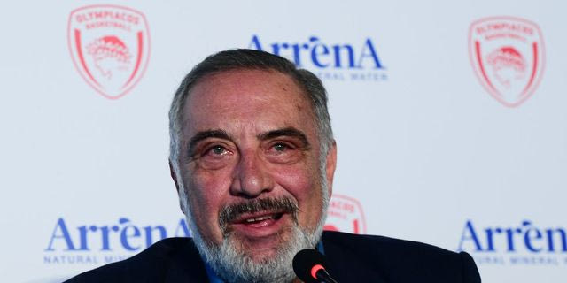 Αποκάλυψη Τσάκου για φιλικό Ολυμπιακός – Νικς: ”Συζητάμε για ματς στα εγκαίνια του ΣΕΦ ή στη Νέα Υόρκη”