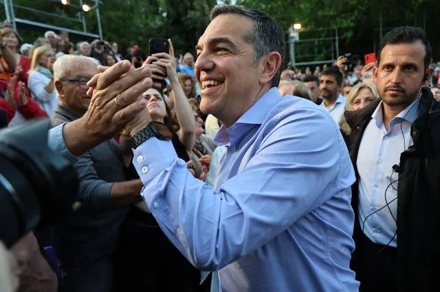 “Η κυβερνώσα Αριστερά της νέας εποχής”: Στο Χαλάνδρι ο Αλέξης Τσίπρας – LIVE η εκδήλωση