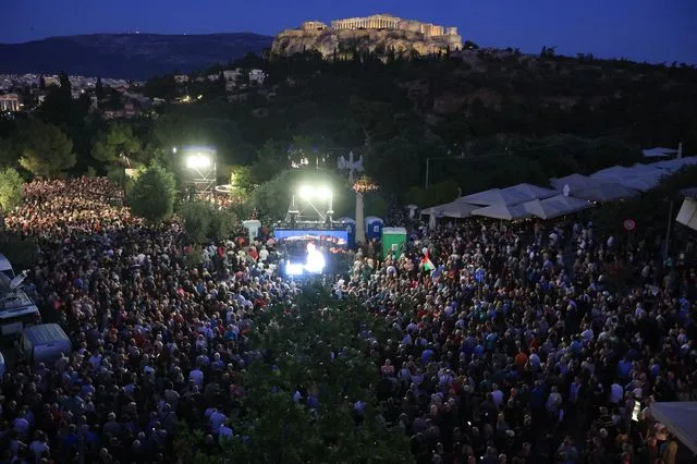 Ποιοι έδωσαν το “παρών” στην παρουσίαση του νέου κόμματος του Αλέξη Τσίπρα