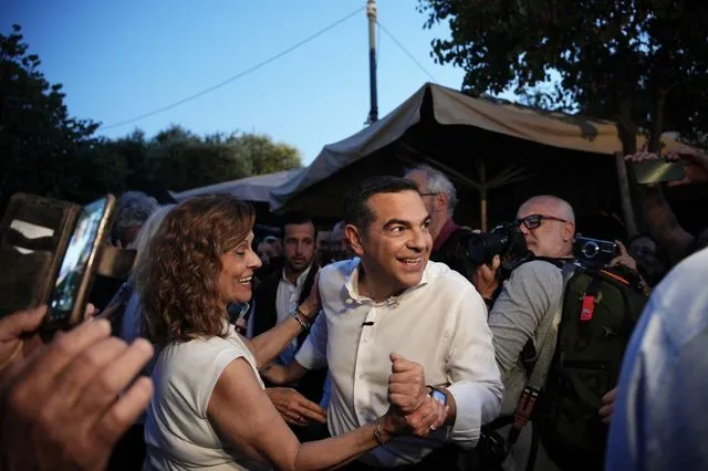 Τα παλιά ρούχα του Αλέξη