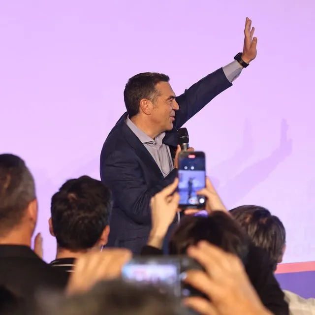 Αλέξης Τσίπρας: Αντίστροφη μέτρηση για το κόμμα – Η ανάρτησή του