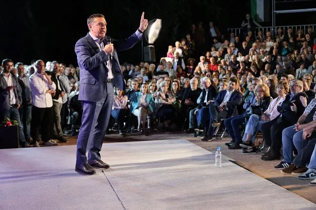 Το κόμμα Τσίπρα και ο στόχος της Νέας Μεταπολίτευσης