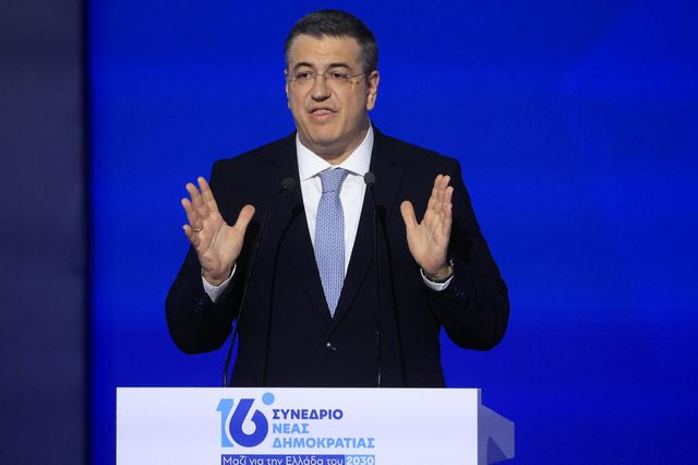 Ο Απόστολος Τζιτζικώστας στο Συνέδριο της ΝΔ