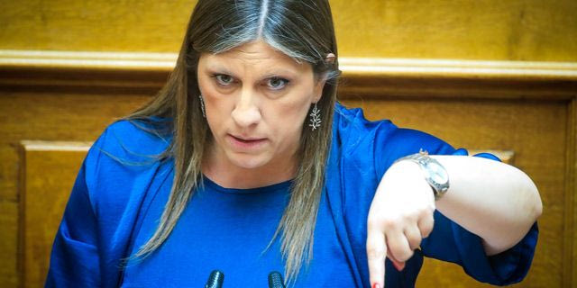 Άρση ασυλίας για τη Ζωή Κωνσταντοπούλου για παράνομη βιντεοσκόπηση στα δικαστήρια Λάρισας