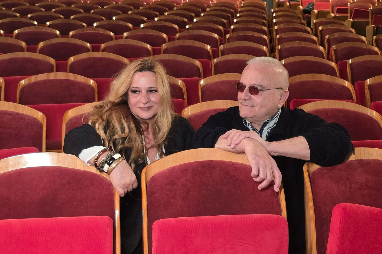 Άρης Δαβαράκης: “Με την Ευανθία είμαστε αισθητικά συγγενείς – Τα τραγούδια μας συνεχίζουν το ταξίδι”