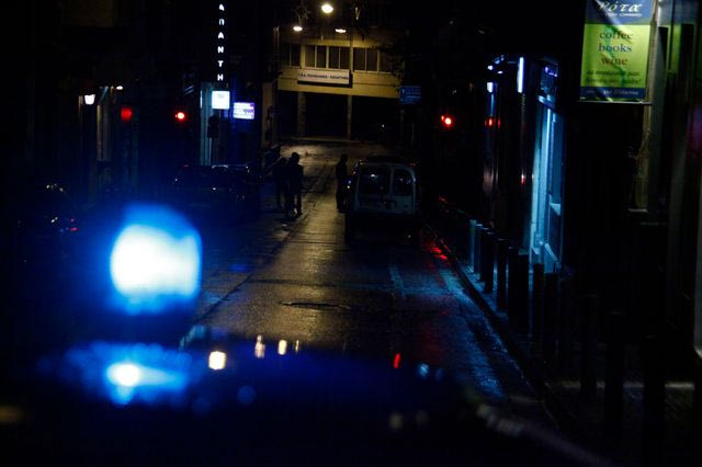 Εξάρχεια: Νεκρός άνδρας από πυροβολισμούς στον δρόμο