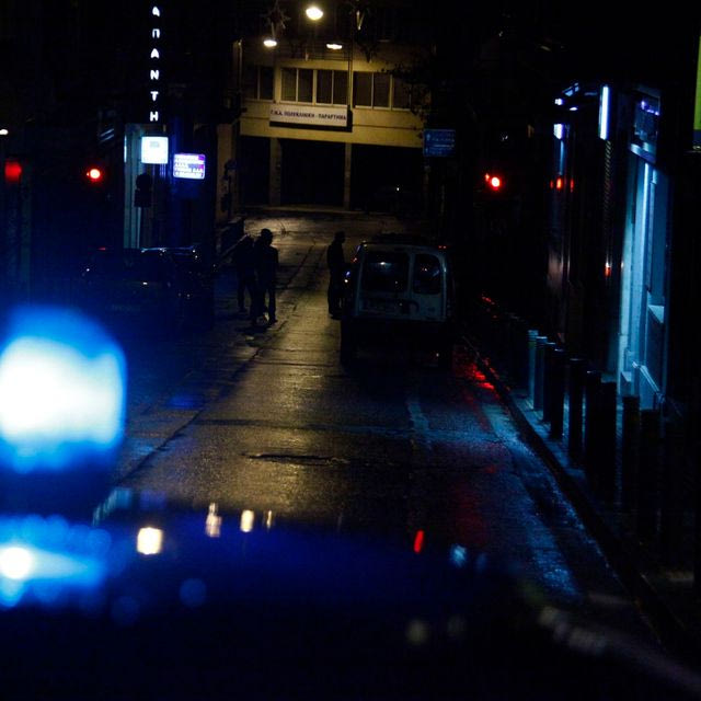 Εξάρχεια: Νεκρός άνδρας από πυροβολισμούς στον δρόμο