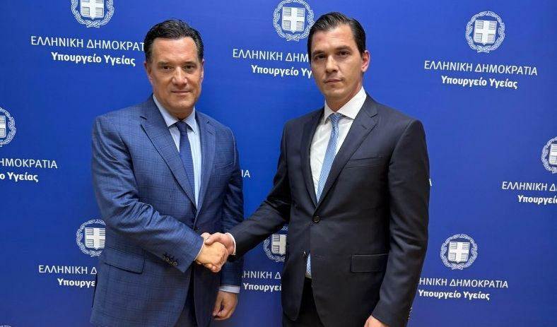 Ο υπουργός Υγείας Άδωνις Γεωργιάδης και ο προσωρινός διοικητής του ΕΟΠΥΥ Αθανάσιος Ζαμάνης.