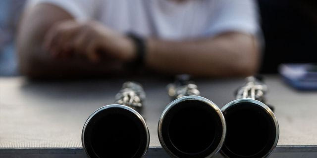 Το Κυριακάτικο Σχολείο Μεταναστών διοργανώνει παραδοσιακό γλέντι με τους “Νήμα”