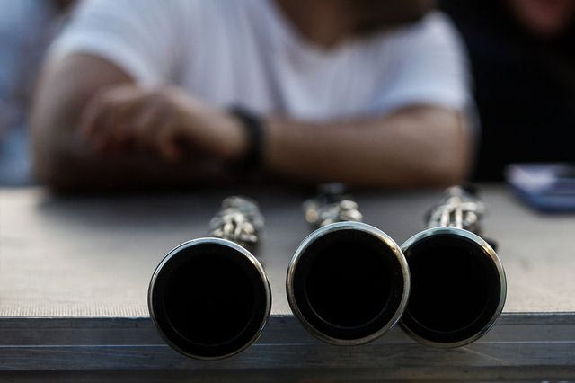 Το Κυριακάτικο Σχολείο Μεταναστών διοργανώνει παραδοσιακό γλέντι με τους “Νήμα”