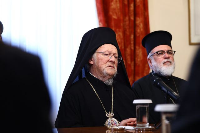 Το μήνυμα ενότητας από τον Πατριάρχη Βαρθολομαίο στους εορτασμούς του Αγίου Πνεύματος